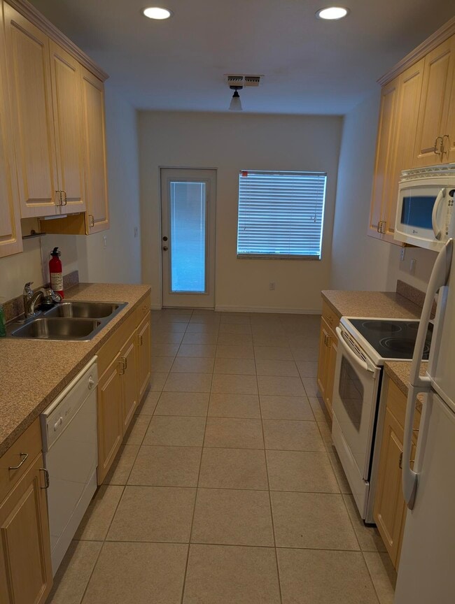 Foto del edificio - 2062 SE Glen Ridge Dr