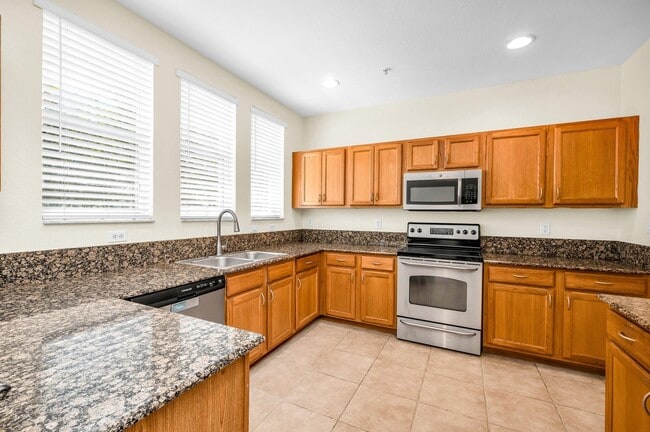 Photo - 810 Marina Del Ray Ln (West Palm Beach, FL) Townhome