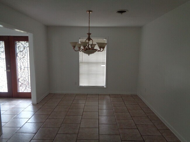 Foto del edificio - 1416 Radcliffe St