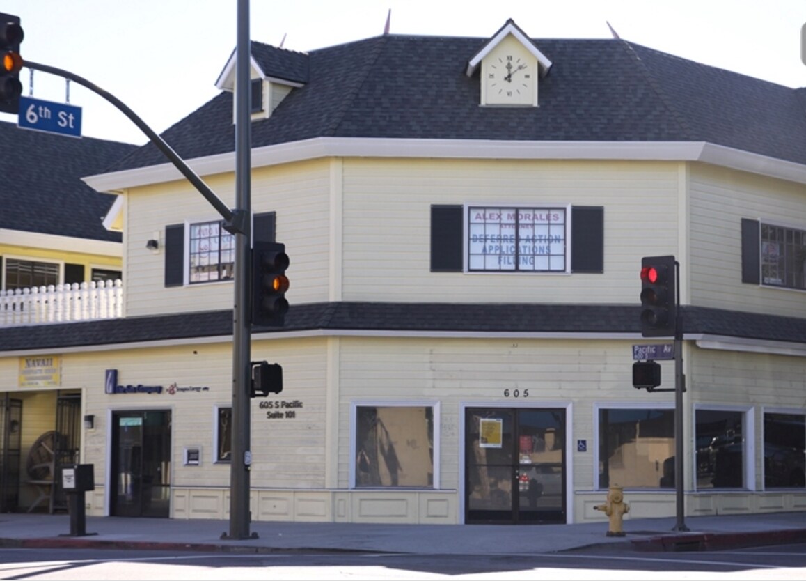 Building Photo - 605 S Pacific Ave