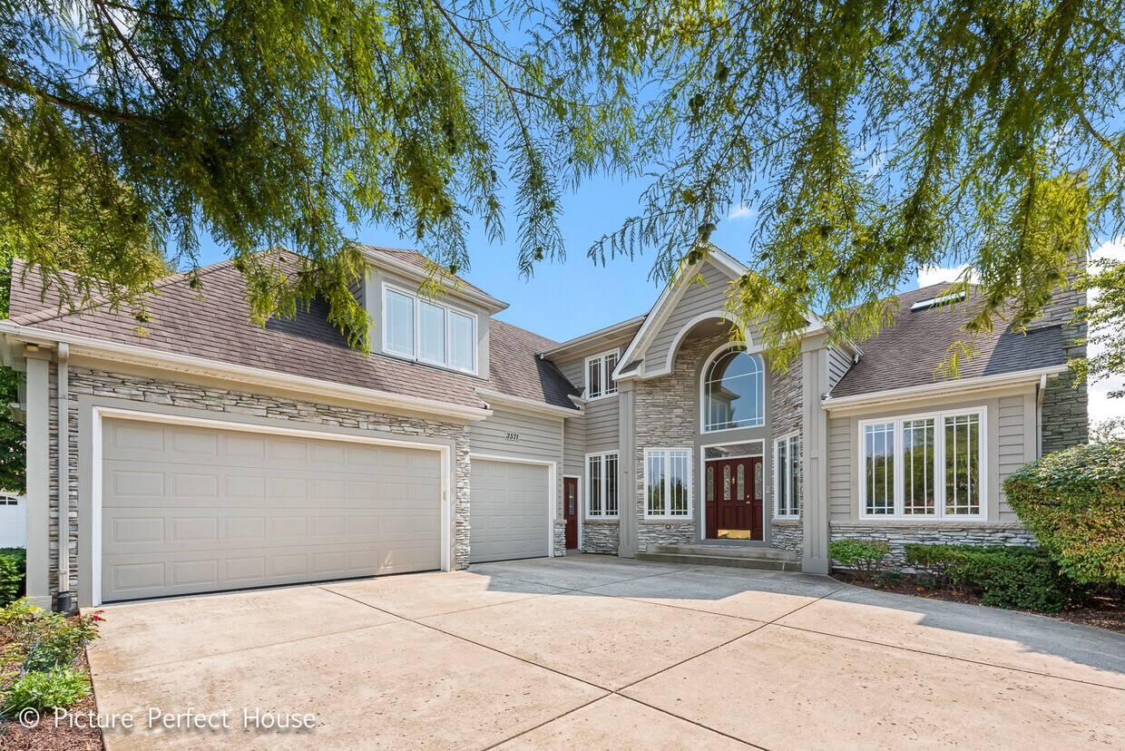 Primary Photo - 3571 Scottsdale Cir