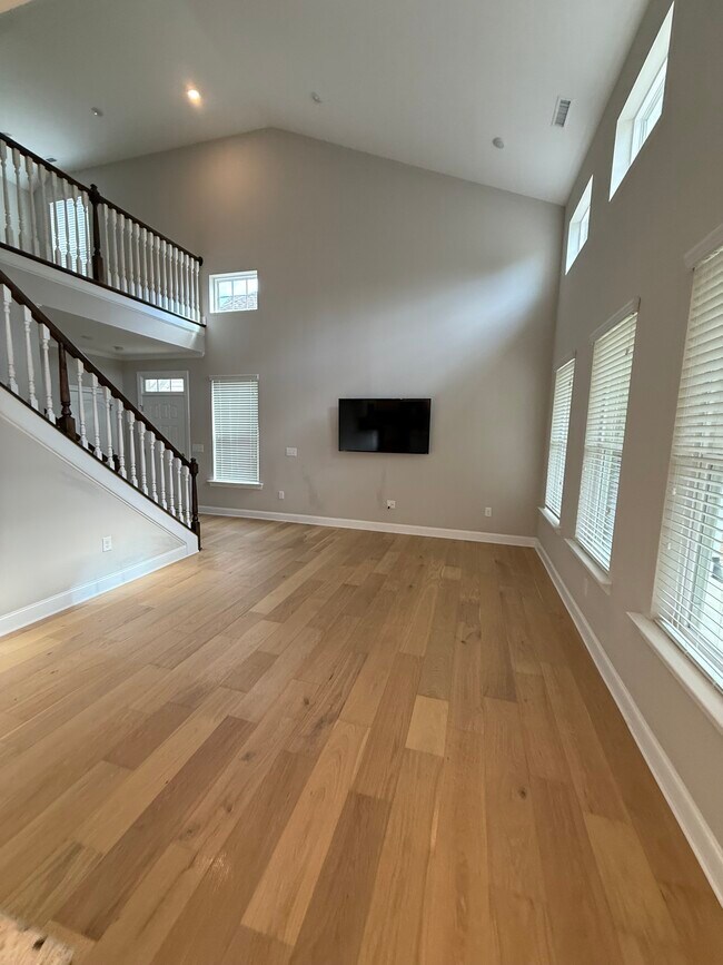 Foto del edificio - 335 Acorn Hollow Pl