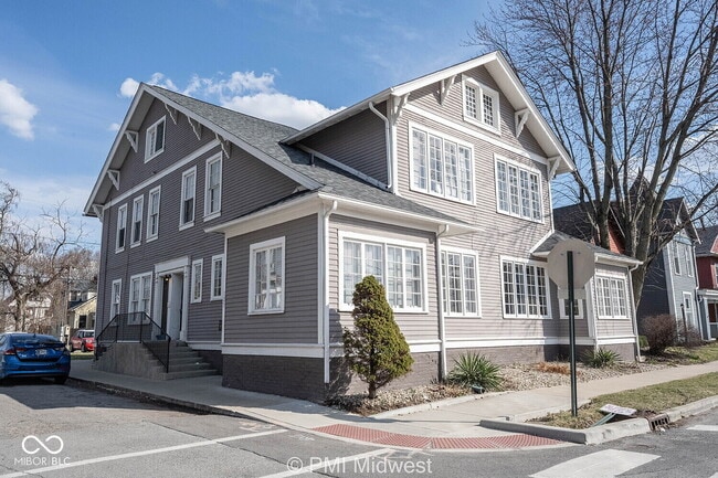 Foto del edificio - 125 E 17th St