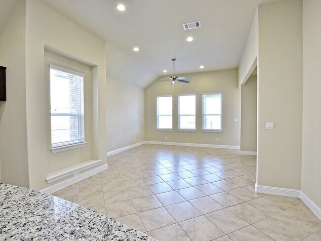 Building Photo - 3113 Catalina Ranch Rd