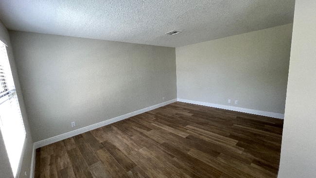 Foto del edificio - 3570 Montante Blvd