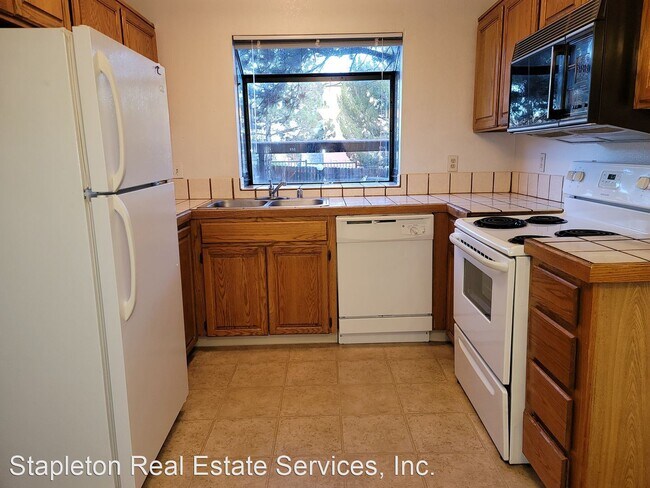 1 Br 1 Bath House 1480 Selmi Drive House For Rent In Reno Nv Apartments Com