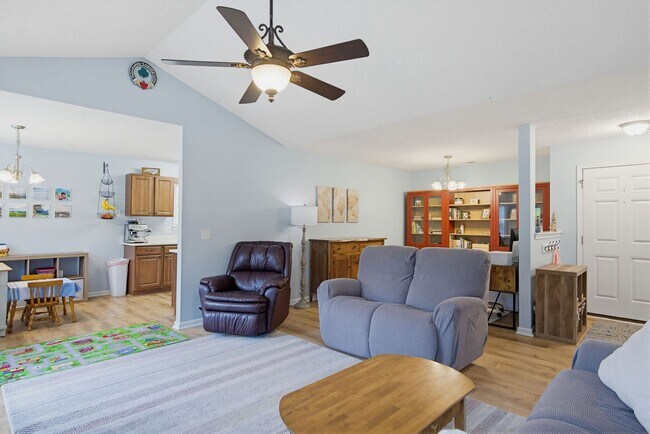 Foto del edificio - Beautiful home in The Neighborhoods of Holly Ridge