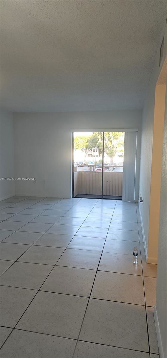 Foto del edificio - 17530 NW 68th Ave