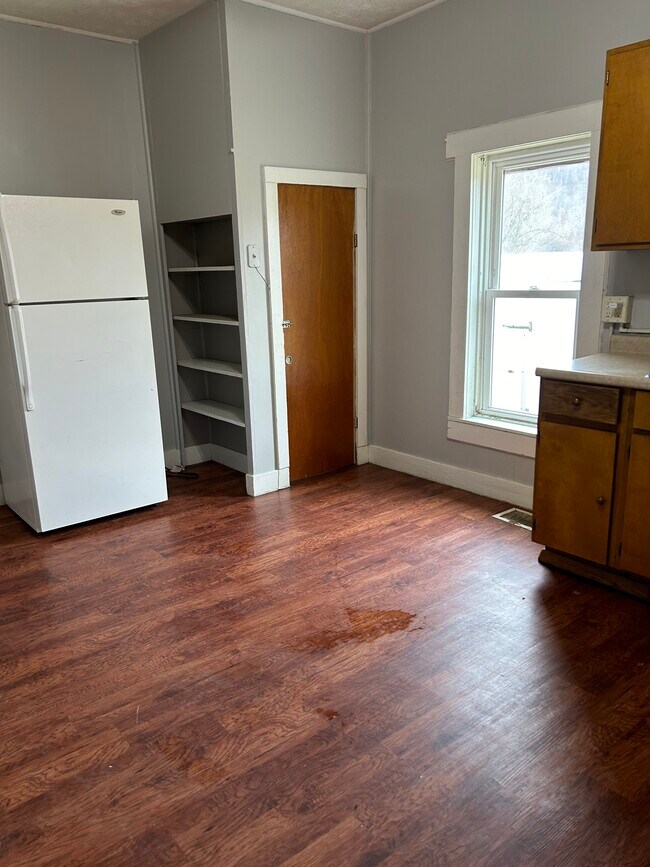 Building Photo - 1151 Boyers Rd