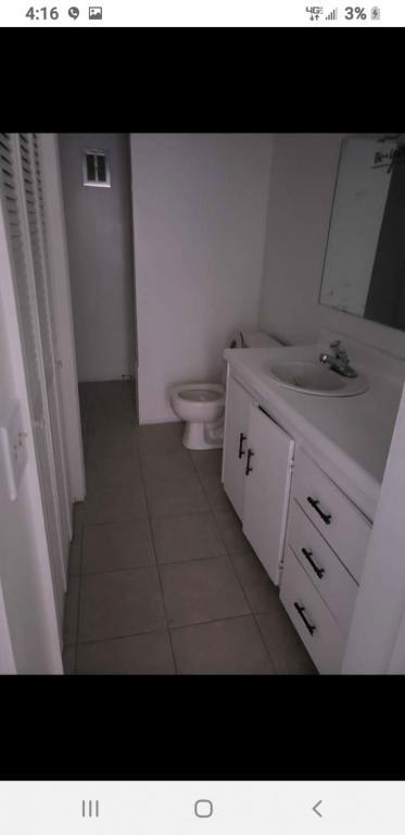 Primary Photo - 124 N. Race St.
