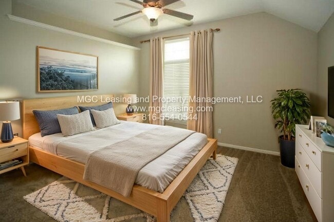 Building Photo - Single-Family Home in Oak Ridge Meadows in Lee's Summit - Move in ready!