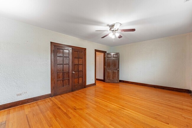 Foto del edificio - 6742 16th St