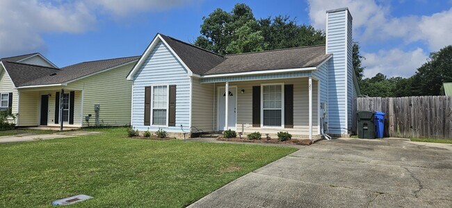 Foto del edificio - 127 Radford Cir