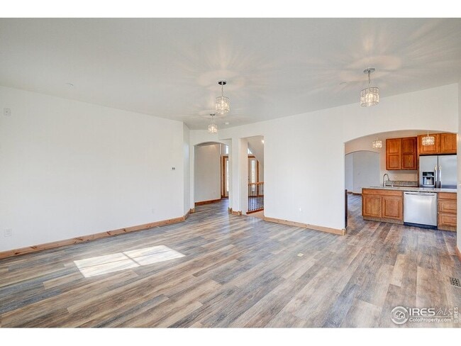 Building Photo - 6820 Willow Vista Ct
