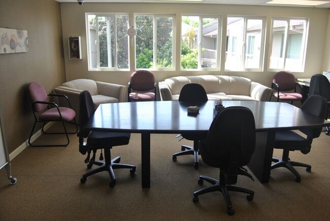 Interior Photo - Stonegate Village