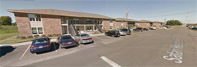 Foto del edificio - 16932 W Main St