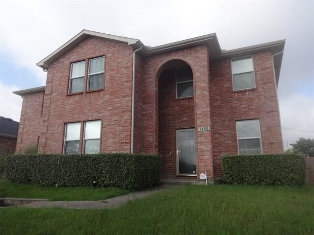 Primary Photo - 1400 Jasper Dr
