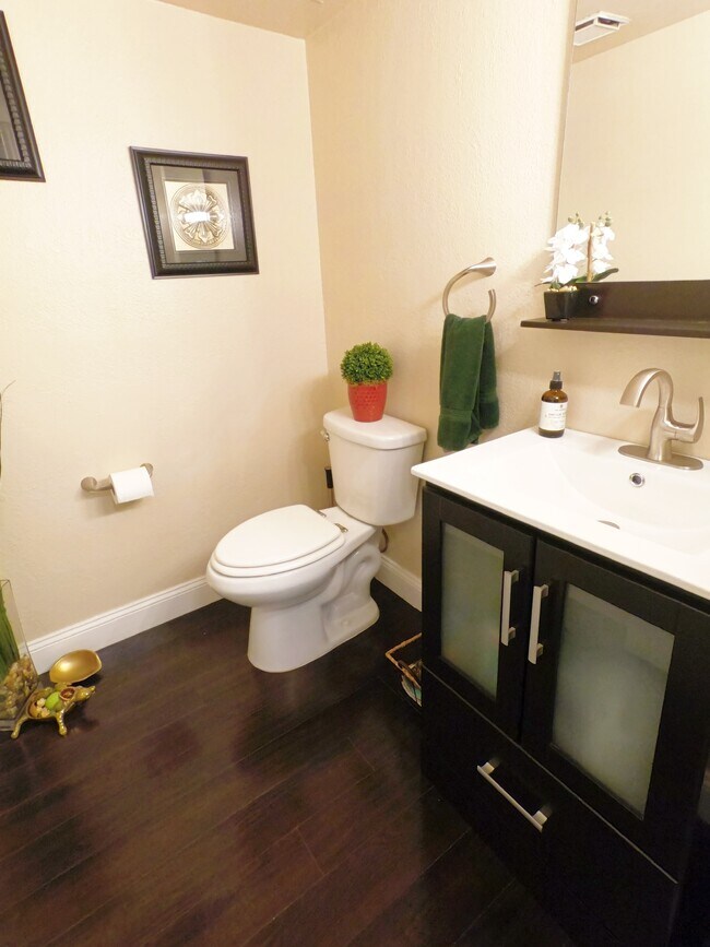 half bath - 3235 Cole Ave