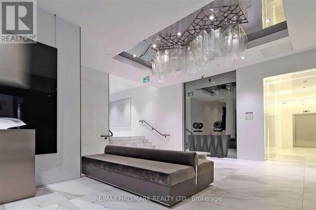 Building Photo - 6 Parkwood Ave