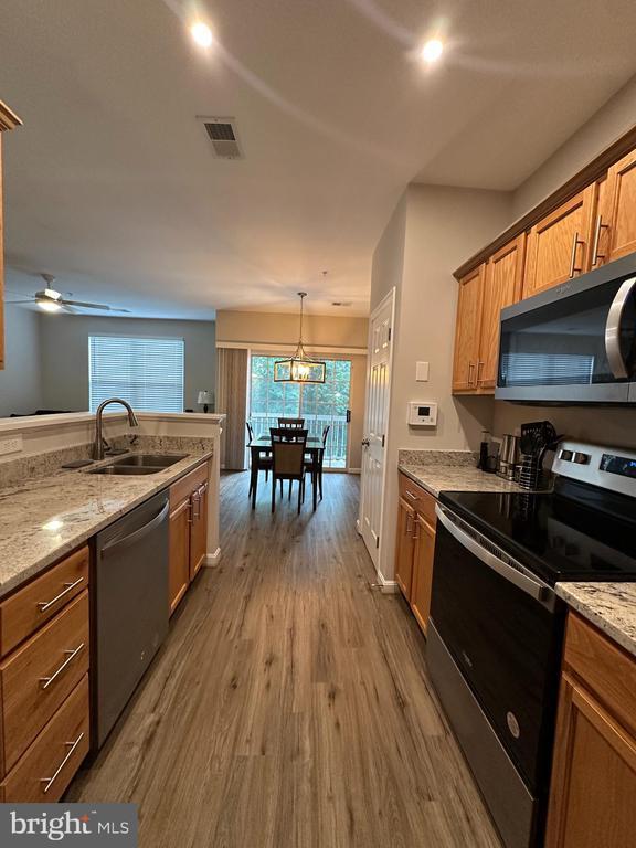 Foto del edificio - 14417 Hampshire Hall Ct