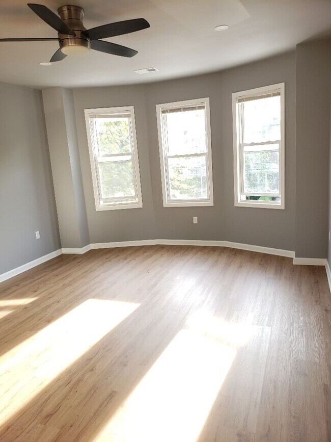 Foto del edificio - 3925 Greenmount Ave