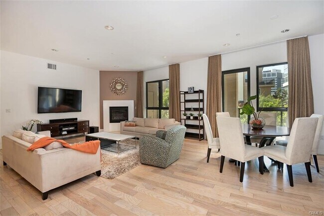 Foto del edificio - 402 Rockefeller Apt ##203, Irvine, CA 9261...