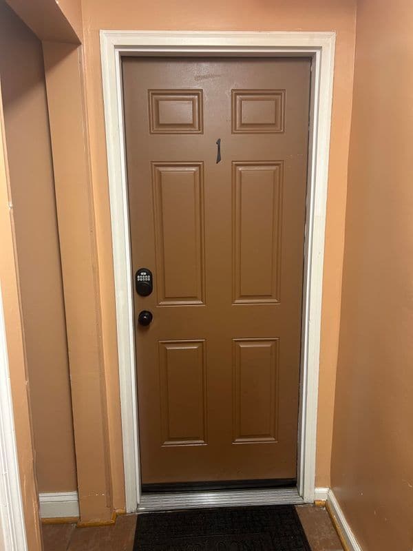 Building Photo - 1209 Madison St