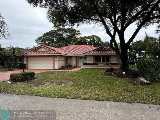 Building Photo - 2685 Oak Tree Dr