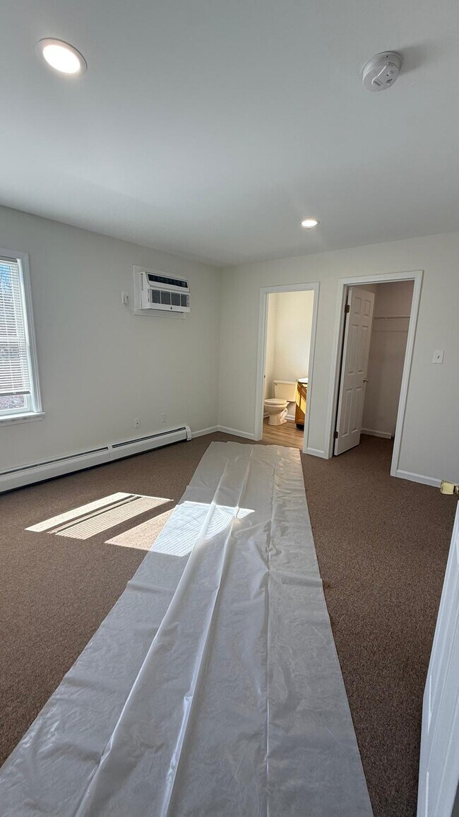 Foto del edificio - 91 Cloverdale Ave