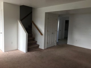 Building Photo - Beautiful Twin Home for Rent!
