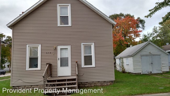 Building Photo - 3 br, 1 bath House - 672 McLaughlin Avenue