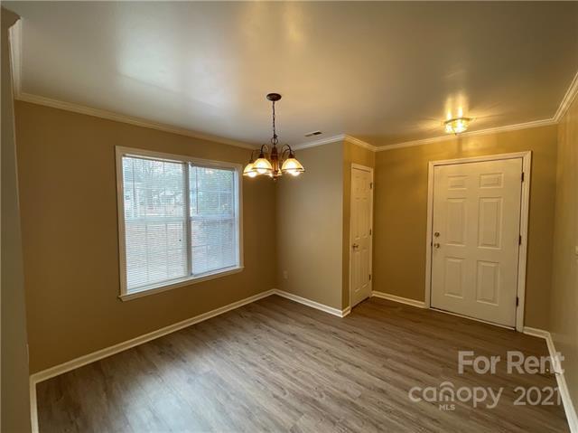 Foto del edificio - 6716 Bevington Ridge Rd