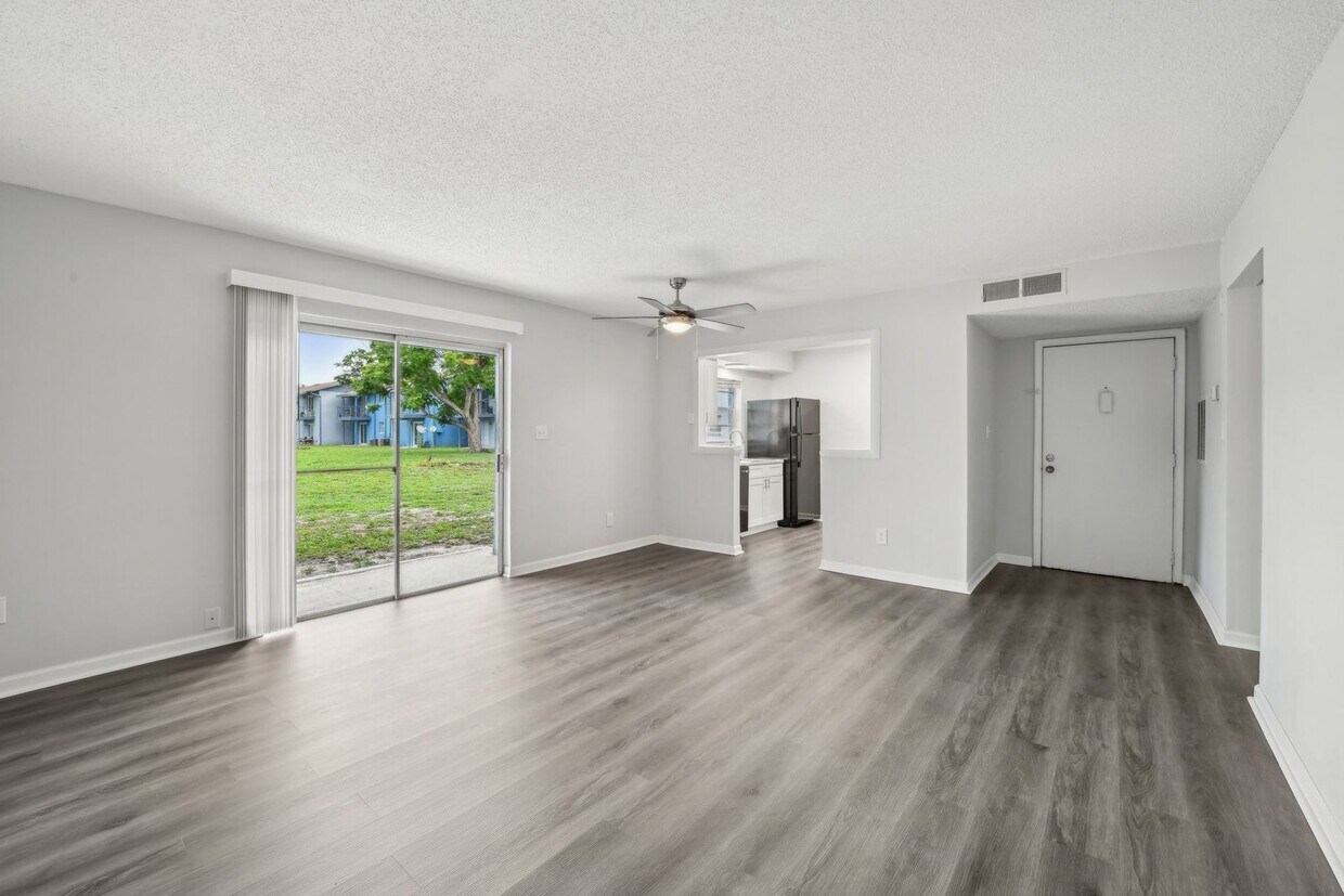 Foto principal - Roselea Manor Apartments