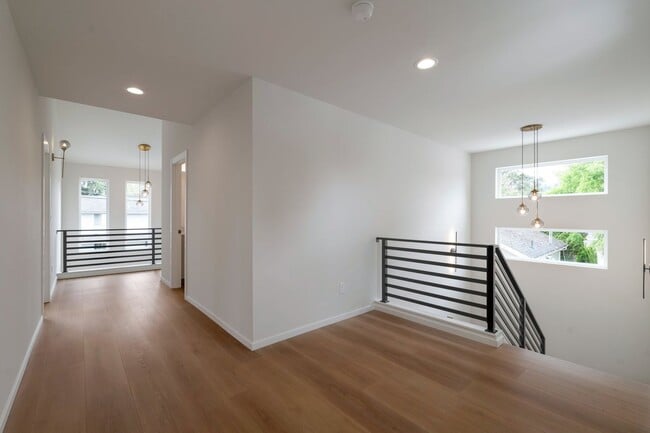 Building Photo - Beautiful new construction home in Pacific...