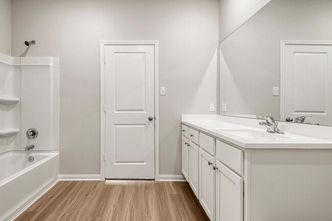 Foto del edificio - 8208 Burnt Orchid Dr