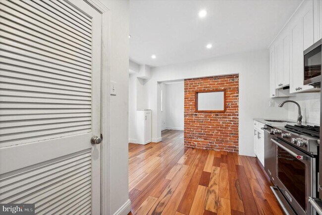 Foto del edificio - 910 Fitzwater St