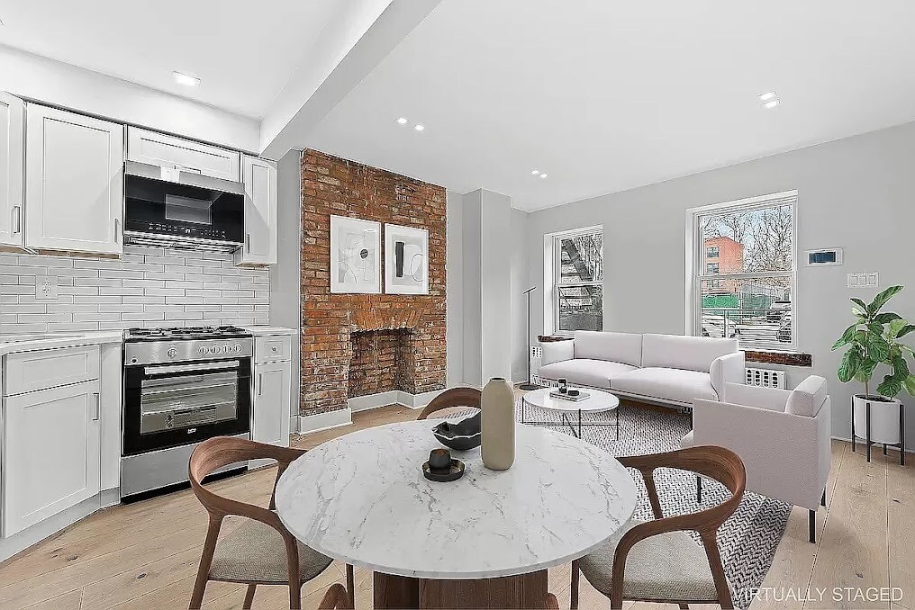 Foto principal - 930A Lafayette Ave