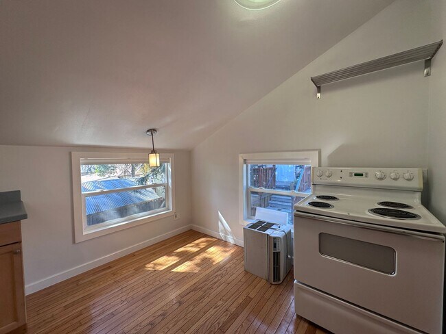 Foto del edificio - 4238 2nd Ave