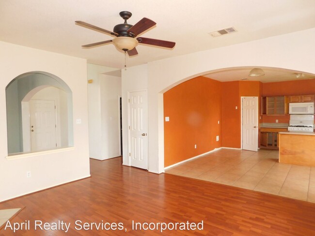 Foto del edificio - 4 br, 2.5 bath House - 901 Ranchero Rd