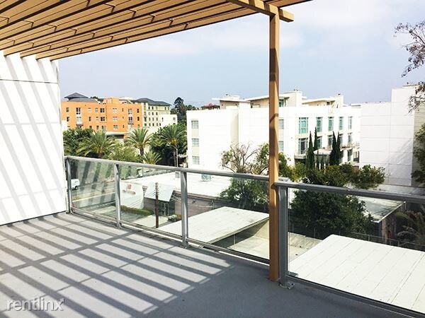 Building Photo - 177 E Del Mar Blvd