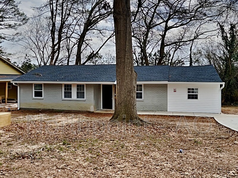 Primary Photo - 1135 Regis Rd SE