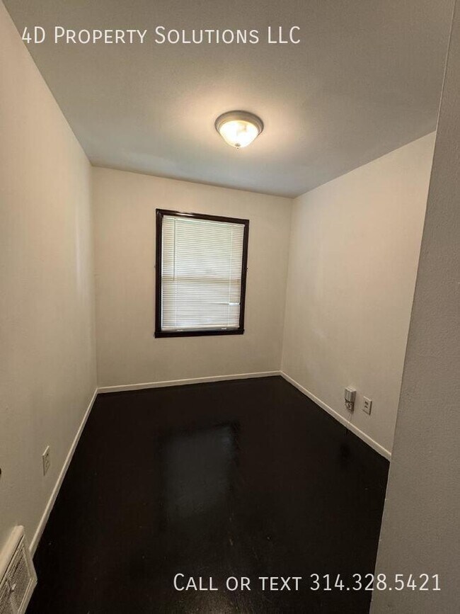 Foto del edificio - 424 Lancashire Rd