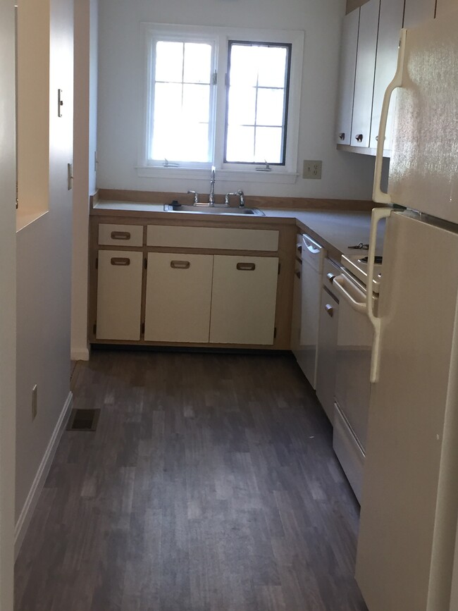 Foto del edificio - 525 Fox Hollow Dr