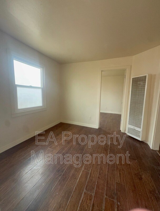 Foto del edificio - 529 Alvarado Dr SE