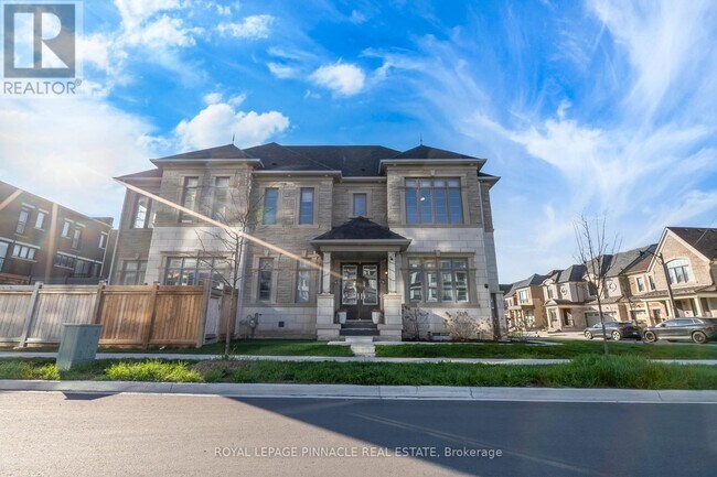 Building Photo - 1504 Yellow Rose Cir