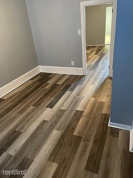 Foto principal - 2552 E Clearfield St