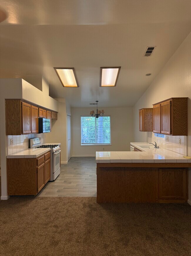 Foto del edificio - 279 Bighorn Meadow Dr