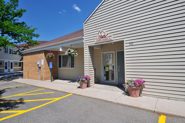 Primary Photo - Olson Townhomes