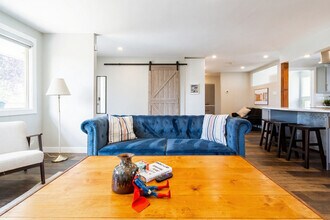 Building Photo - 5415-111A 111a St NW