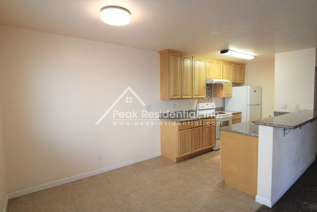Building Photo - 2 br, 1 bath House - 73 La Fresa Ct #3